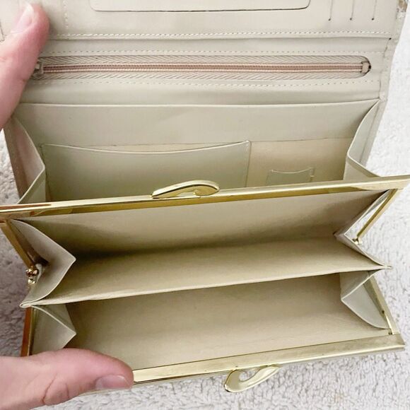 Topstyle Cream Tooled Leather Wallet Germany Floral Embossed Accordion Old Money - Picture 4 of 12